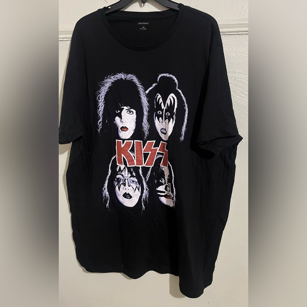 KISS Band Graphic T-Shirt